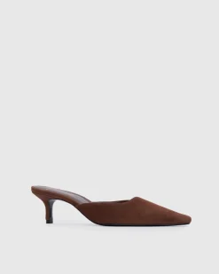 Riley 50 in Brownie Suede