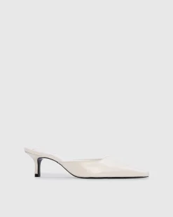 Riley 50 in Coconut Leather