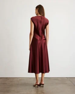Robin Top in Mahogany
