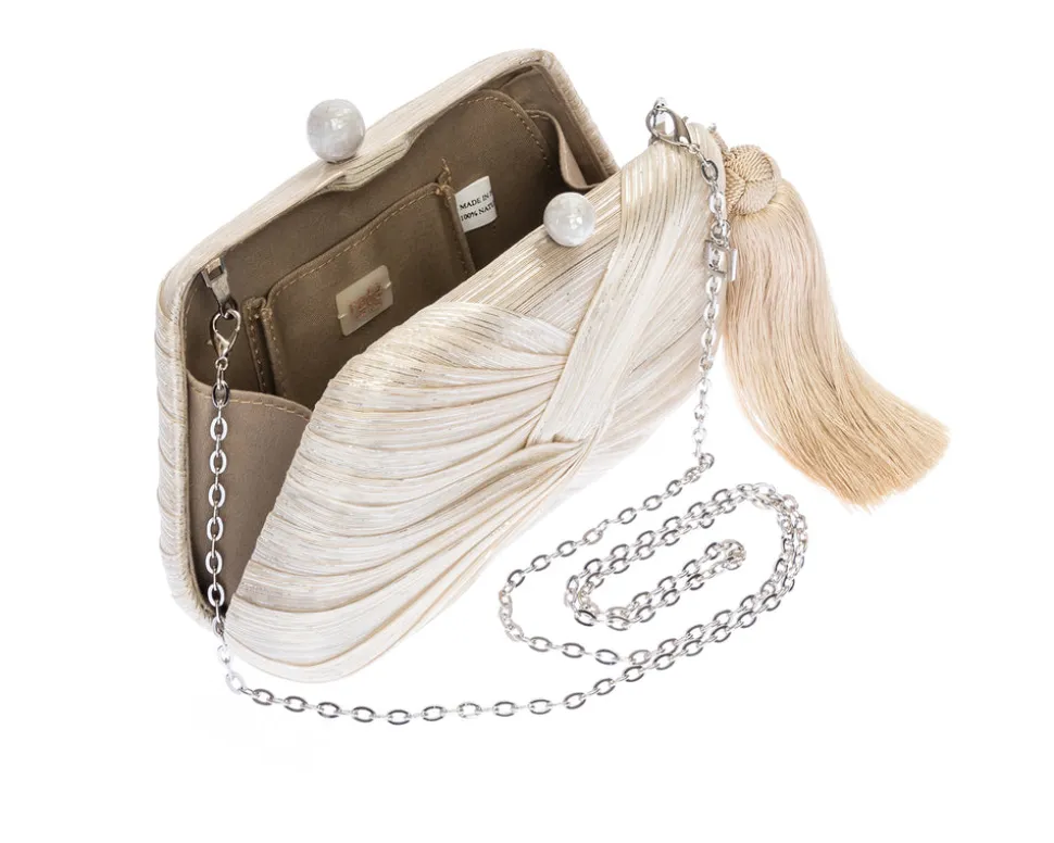Rosie Clutch in Natural