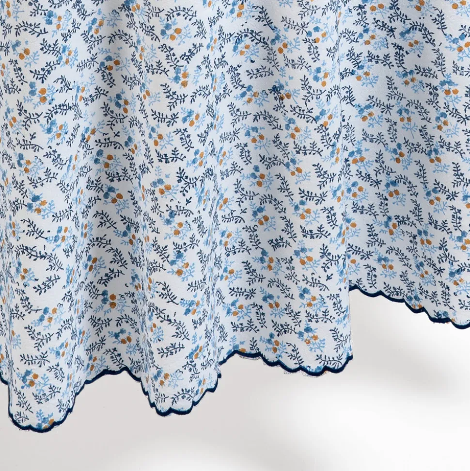 Round Little Flower Tablecloth
