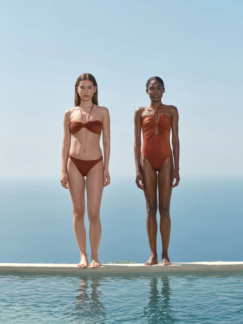 Saint Tropez One Piece in Dattero & Namibia