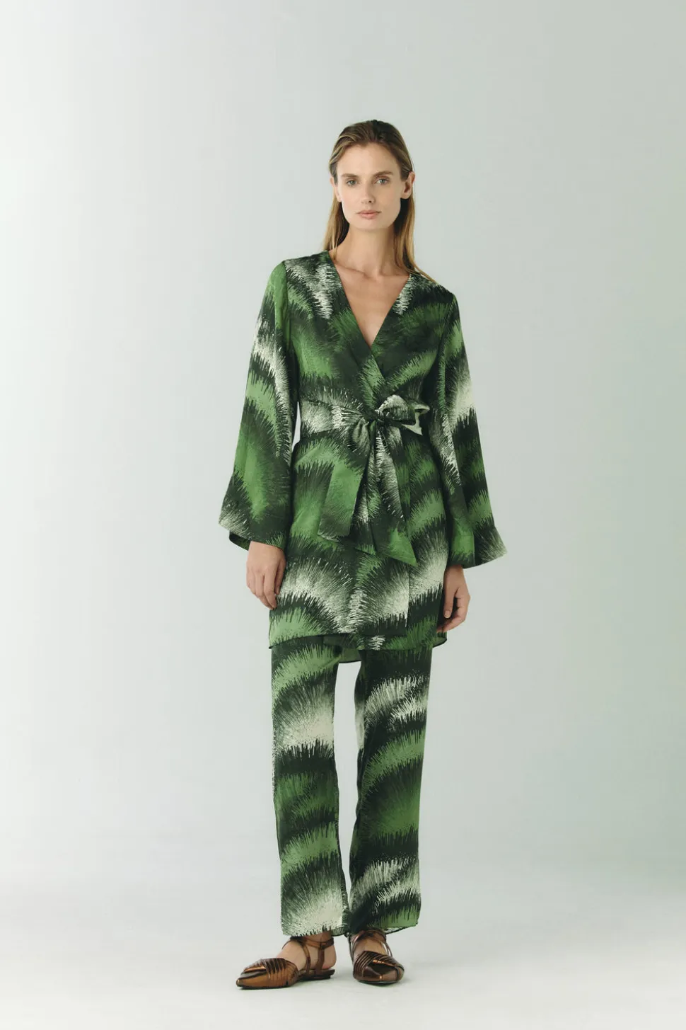 Santo Tomás Silk Jacquard Pants in Green Brushed