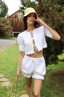 Scalloped Top in White
