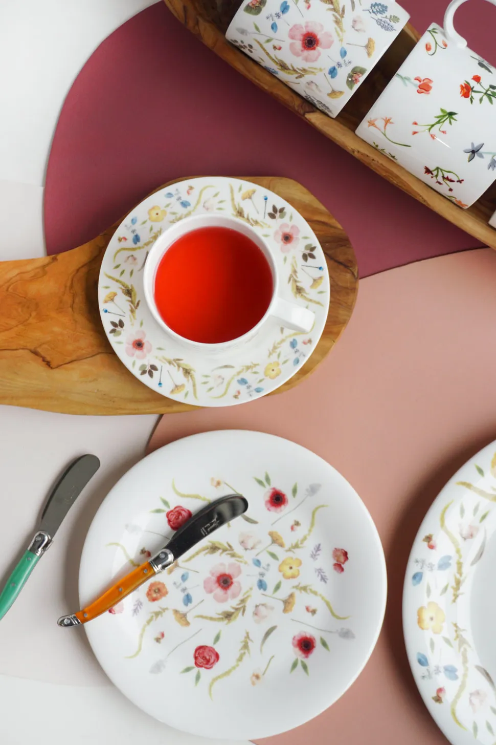 Scandinavian Floral Set of Two, Mugs