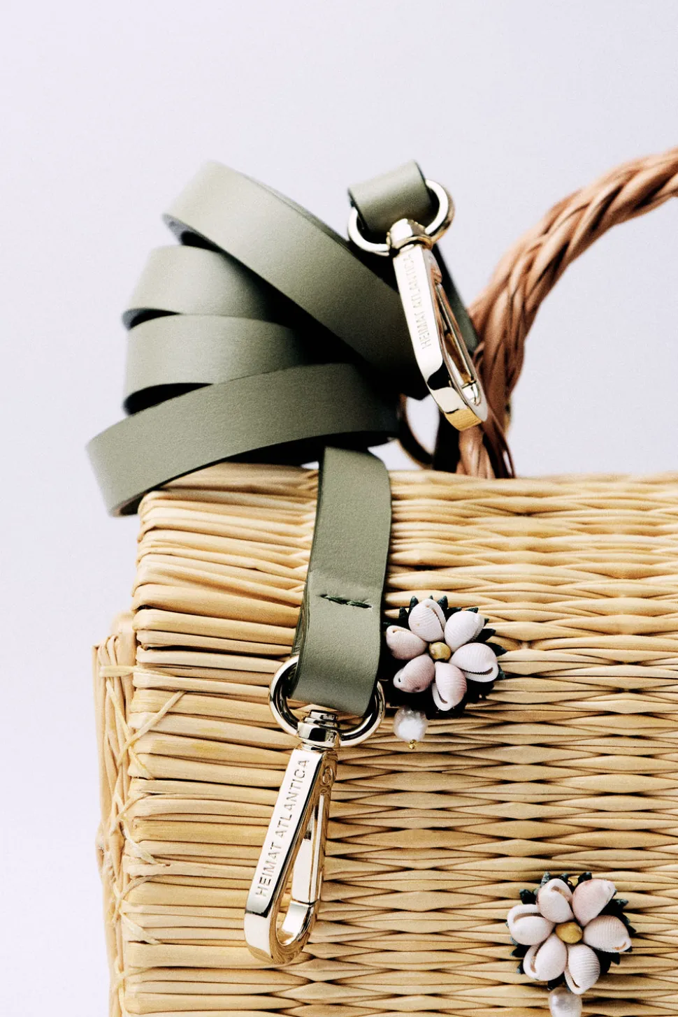 Shella Medium in Olive