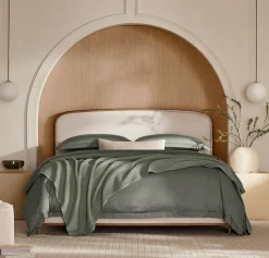 Signature Hemmed Duvet Set in Juniper