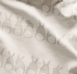 Signature Hemmed Fitted Crib Sheet in Cottontail