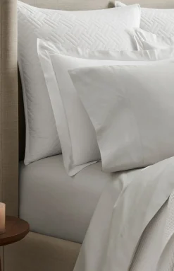 Signature Hemmed Sheet Set in Mist
