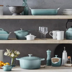 Signature Round Dutch Oven in Sea Salt