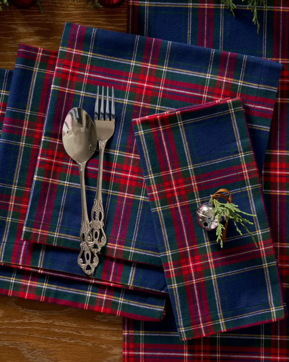 Signature Twill Napkins in Windsor Tartan