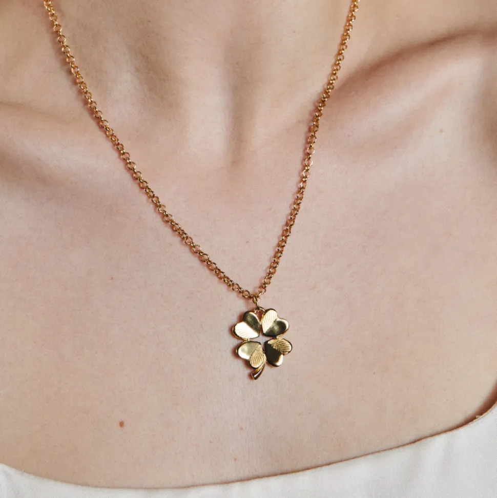 Small Luck and Love Clover Necklace