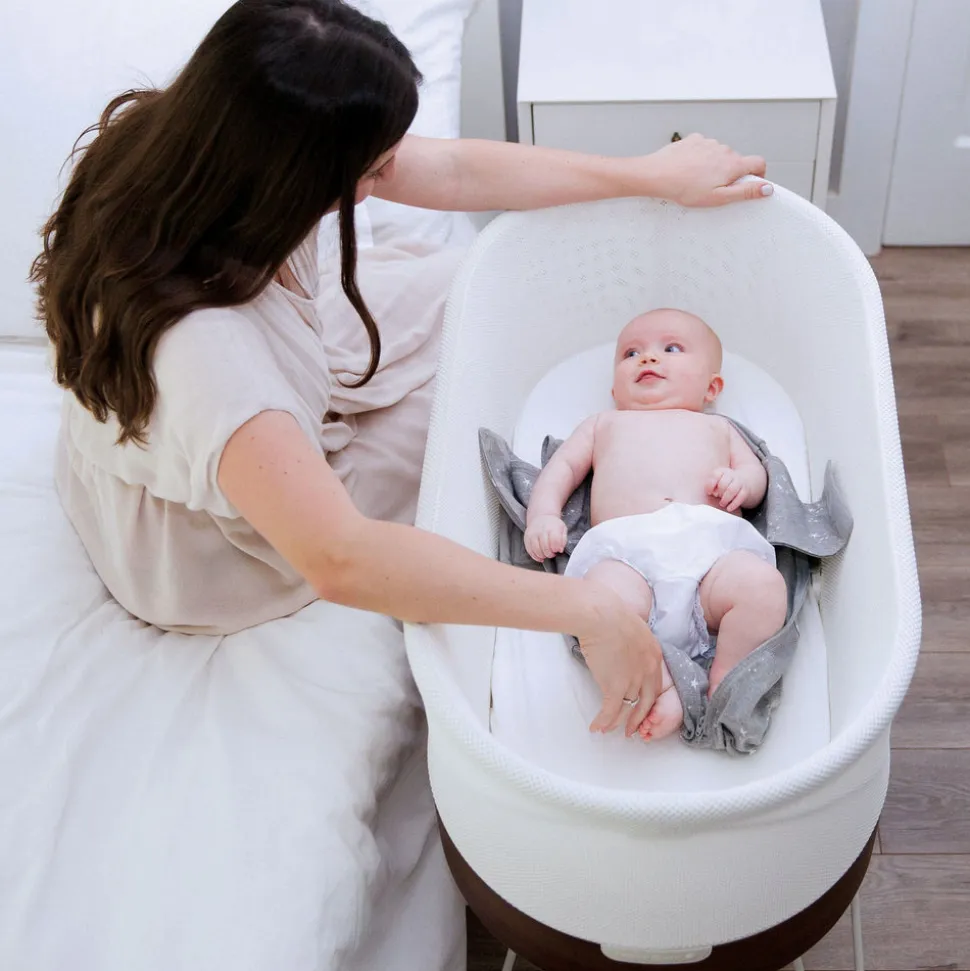 SNOO Smart Sleeper Bassinet