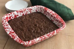 Square Trays in Red Swirl, Set of 2