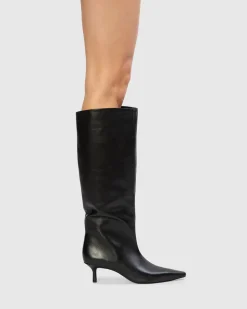 Sutton 50 in Black leather