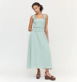 The Azalea Nap Top in Soft Green Tonal Seersucker