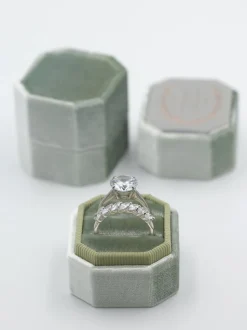 The Carlyle Bevel Double