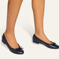 The Demi in Black and Navy