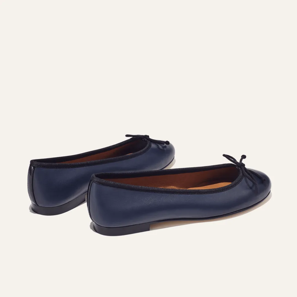 The Demi in Black and Navy