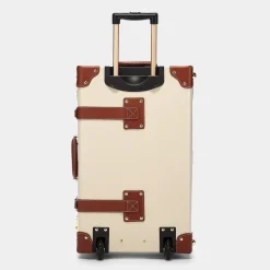 The Diplomat Cream Stowaway