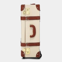 The Diplomat Cream Stowaway