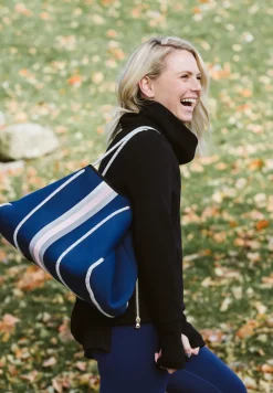 The Everyday Pullover in Black