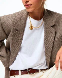 The Flower Meets The Pearl Necklace