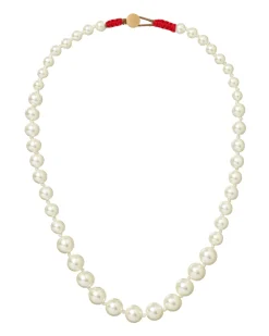 The Graduated Pearl Necklace