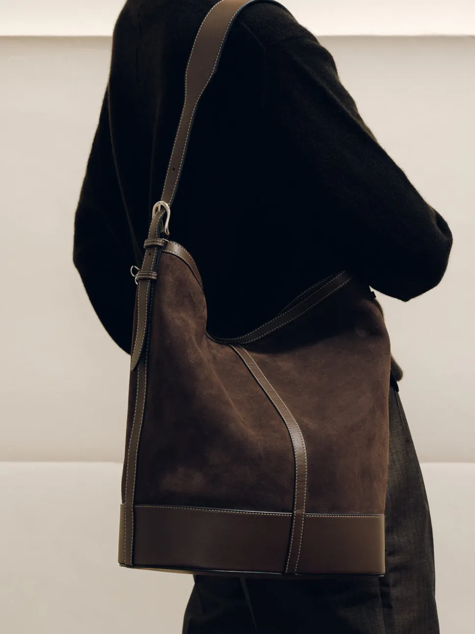 The Hobo in Dark Brown Suede
