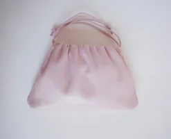 The Pouch in Sakura