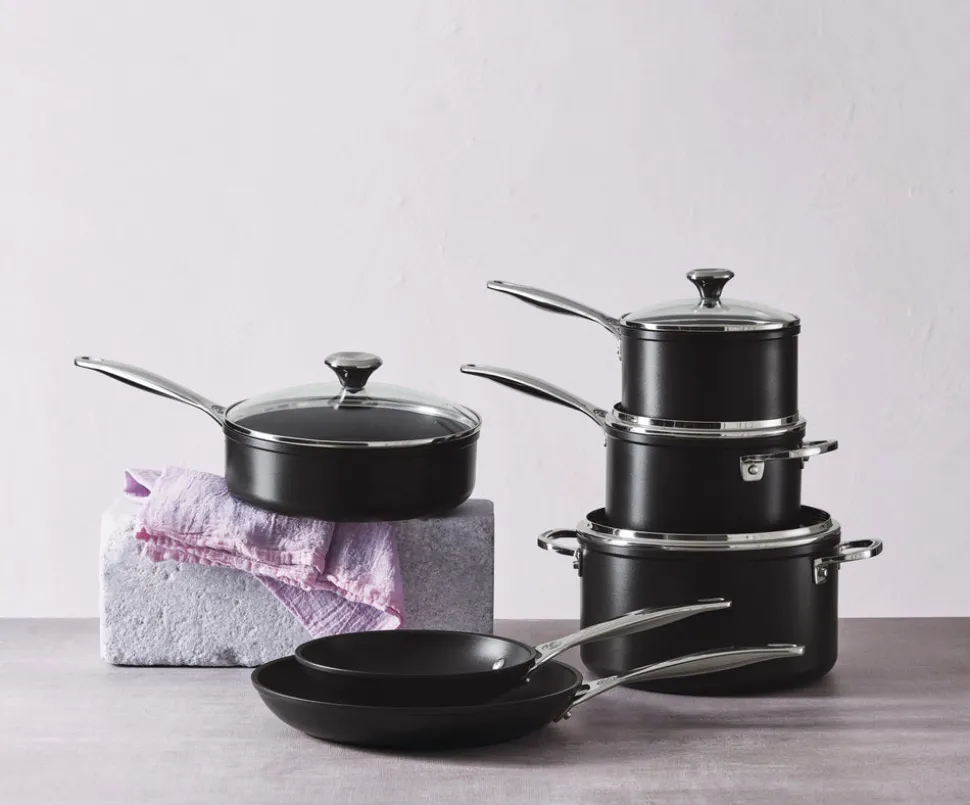 Toughened Nonstick PRO 10-Piece Set (8" Fry Pan, 11" Fry Pan, 2 qt. Saucepan w/Lid, 3 qt. Saucepan w/Lid, 3 1/2 qt. Saute Pan w/Lid, 6 1/3 qt. Stockpot w/Lid)