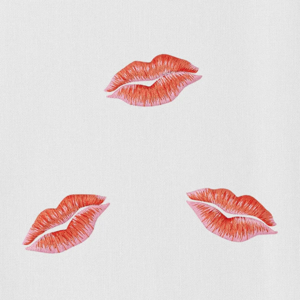 Triple Kiss Hand Towel