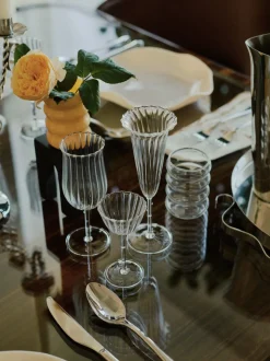 Tulip Wine Glass