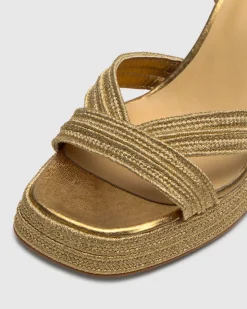 Valle in Old Gold