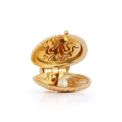 Venus Locket