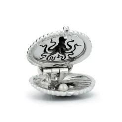 Venus Locket