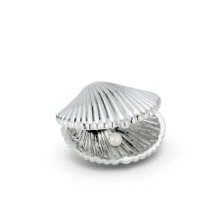 Venus Locket