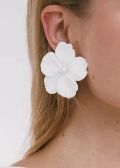 Verone Earrings in Cream