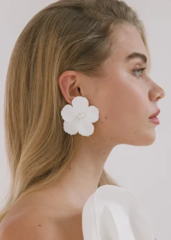 Verone Earrings in Cream