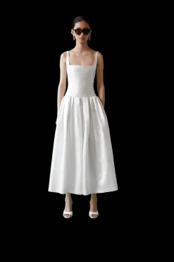 Watteau Train | STYLE 135