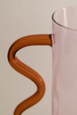 Wave Pitcher