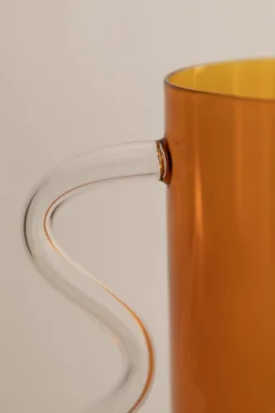 Wave Pitcher
