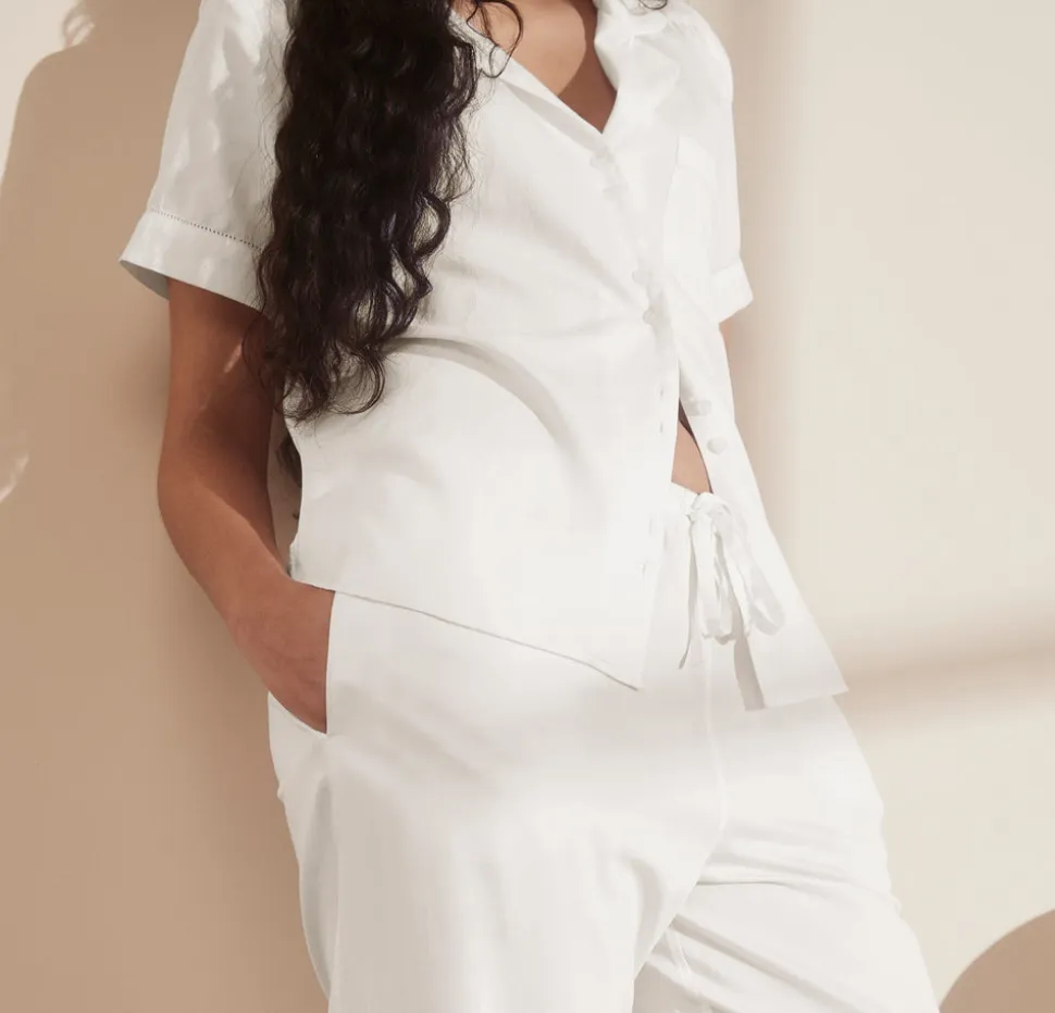 Women's Signature Short Sleeve & Pants Pajama Set in White