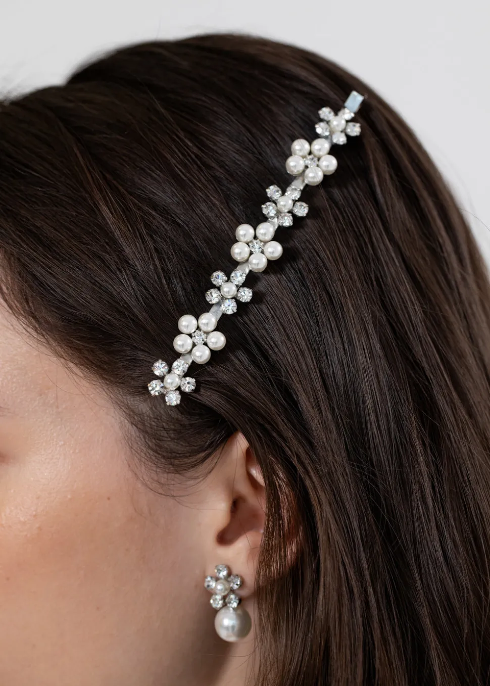 Zaya Barrette in Silver